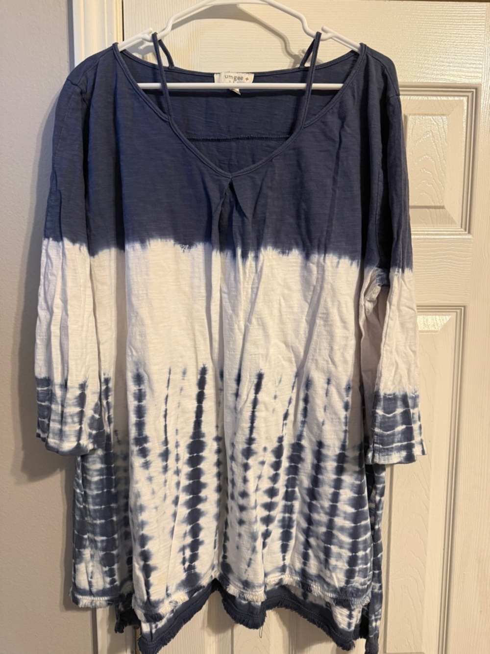 Umgee Navy and White Tie-Dye Tunic